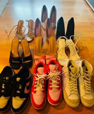 Große getragene Schuh-Sammlung Größe 35 | 12 Paar High Heels, Mules & Sneakers | Perfekt für Foot Fetish