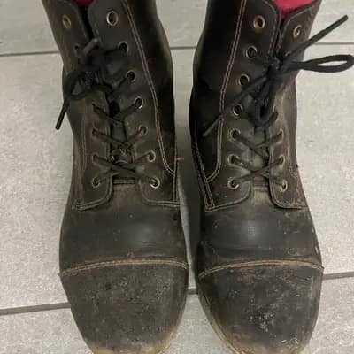 Willst du wissen wie es unter den Schuhen aussieht ??
