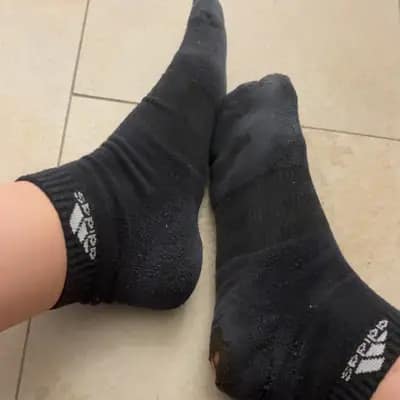 🧦💕 Getragene Socken nach Wunsch – süß & individuell 🎀✨