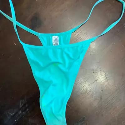 Tanga in Größe XL