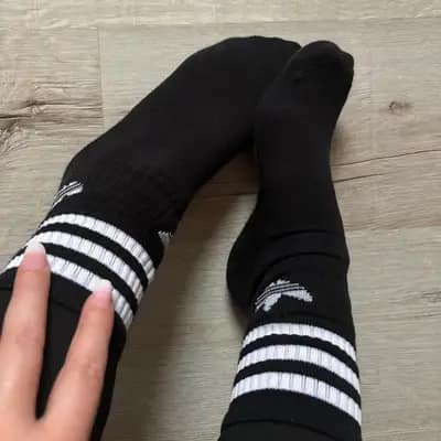 🖤 Meine schwarzen Lieblingssocken – getragen & ganz persönlich für dich 🖤