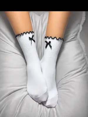 Custom Fußvideos Größe 35 | Mit & ohne Socken | 30–60 Sekunden