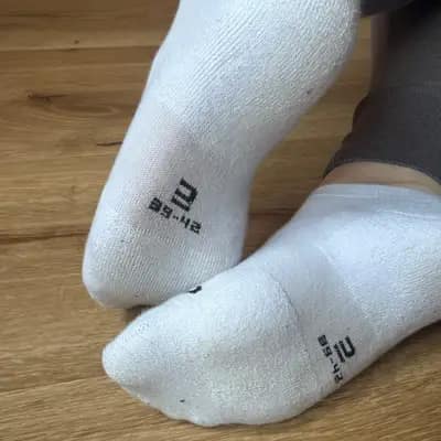 72h getragene weiße Sneaker-Socken – Büro & Outdoor 👣