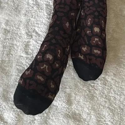 Dunkle gefährliche leoparden Socken Gr. 35 💕