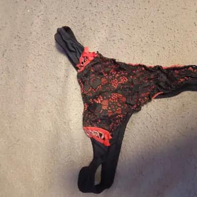 Scwarz roter tanga