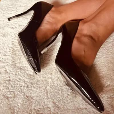 Meine getragenen abgelaufene High Heel ins Schwarz