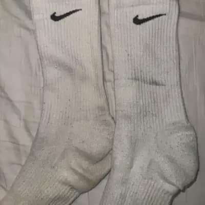 Beim Sport getragene Slips und Socken🤭