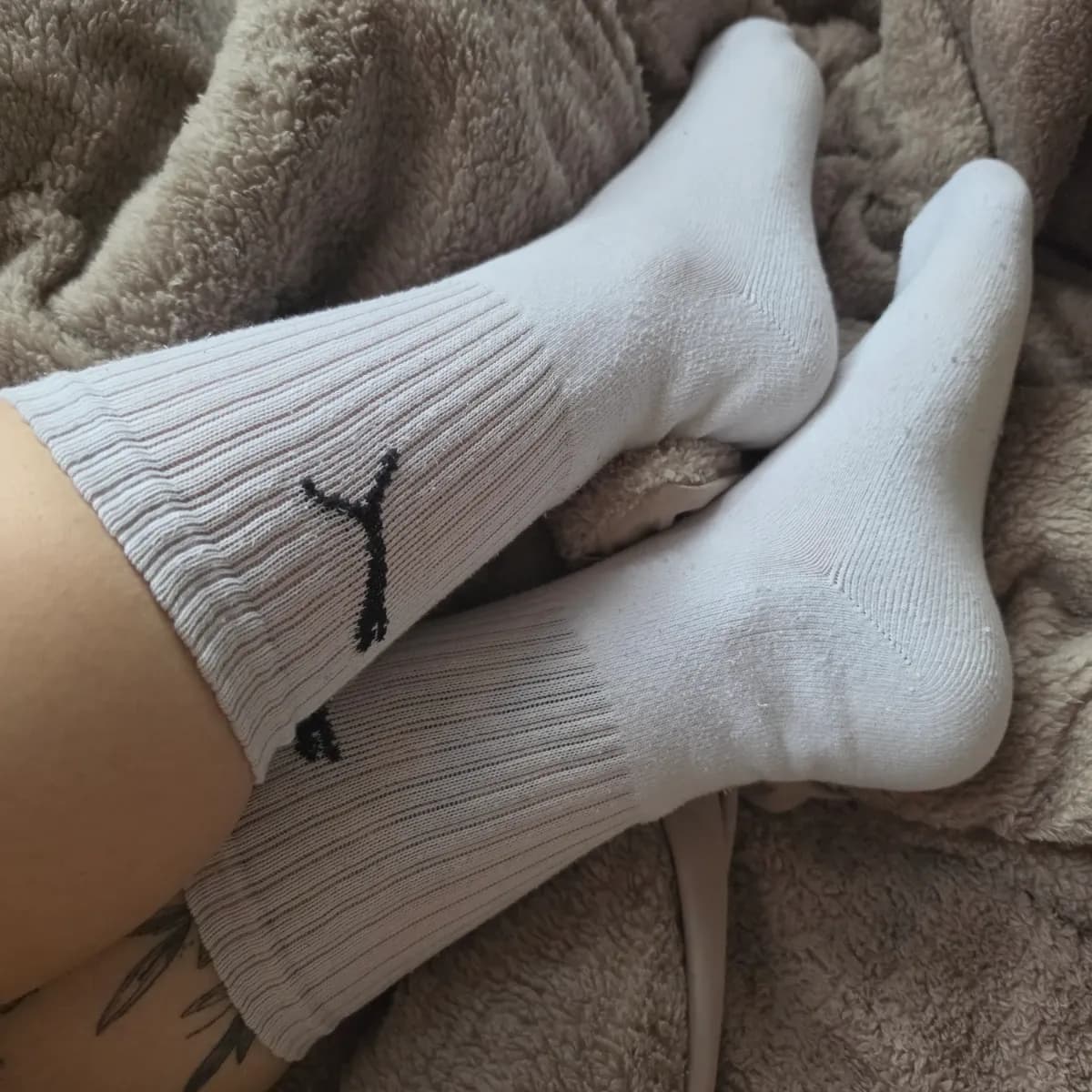 Weiße Socken – ganz natürlich 🤍