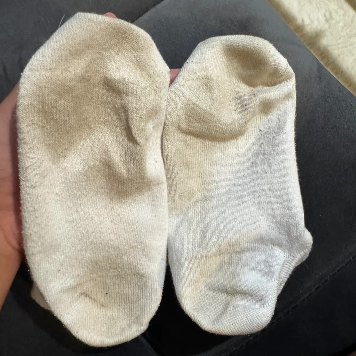 12 Stunden getragen& richtig feucht- weiße sneaker Socken