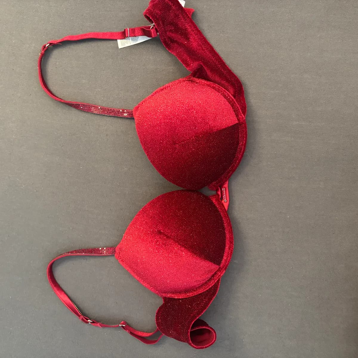 Roter Glitzer-BH 💕 Weich & frech von Tiny Forbidden