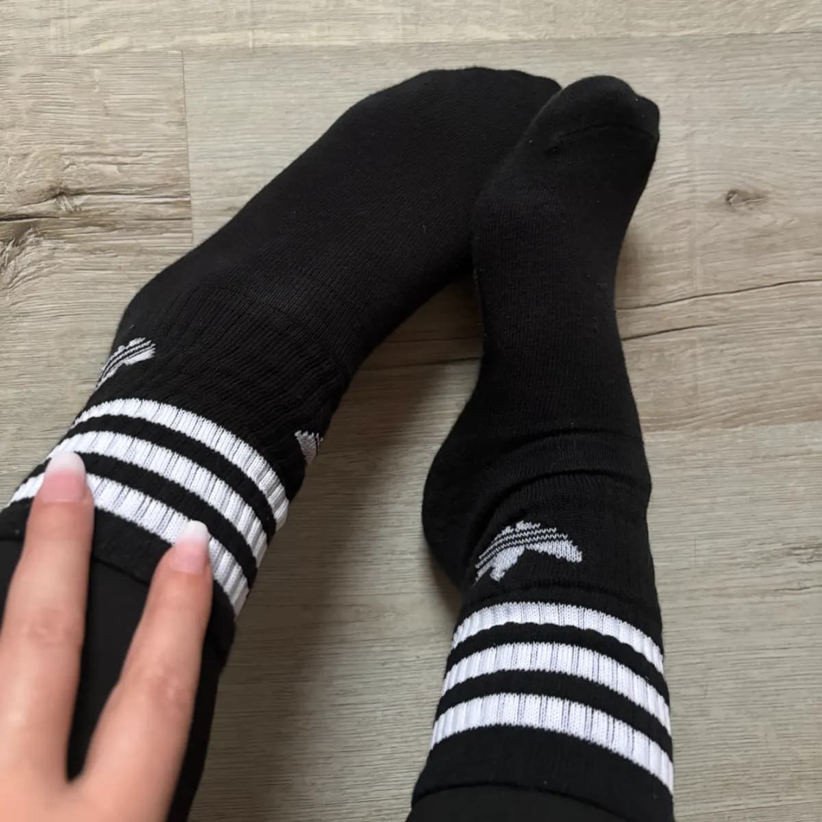 🖤 Meine schwarzen Lieblingssocken – getragen & ganz persönlich für dich 🖤