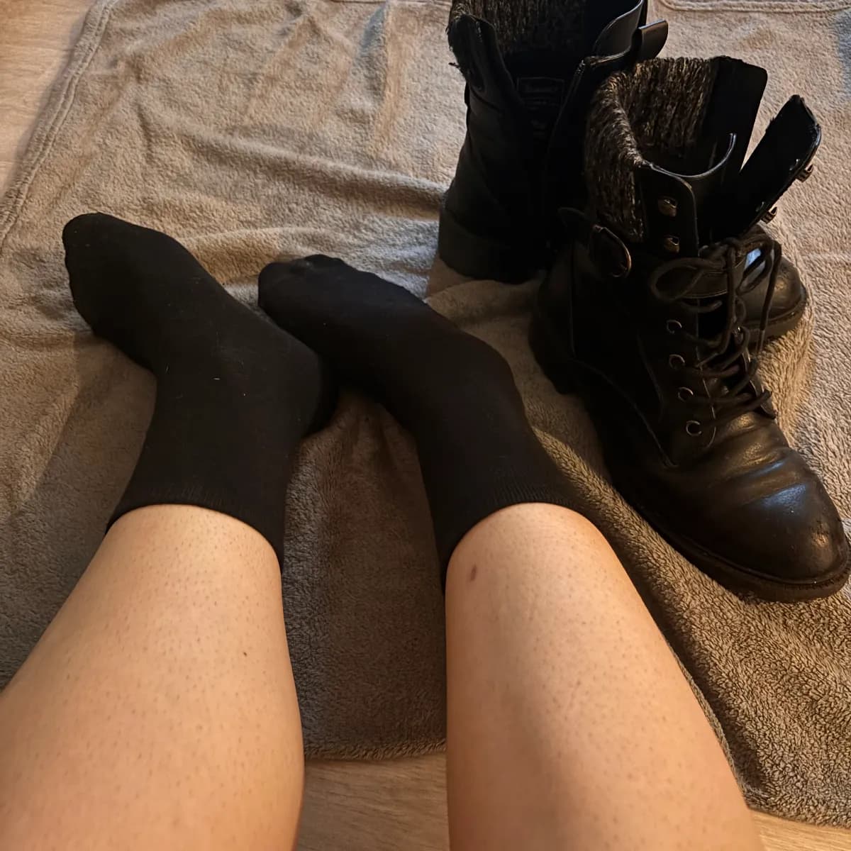 Schwarze Business-Socken Gr. 38 – 1 Tag in Boots getragen
