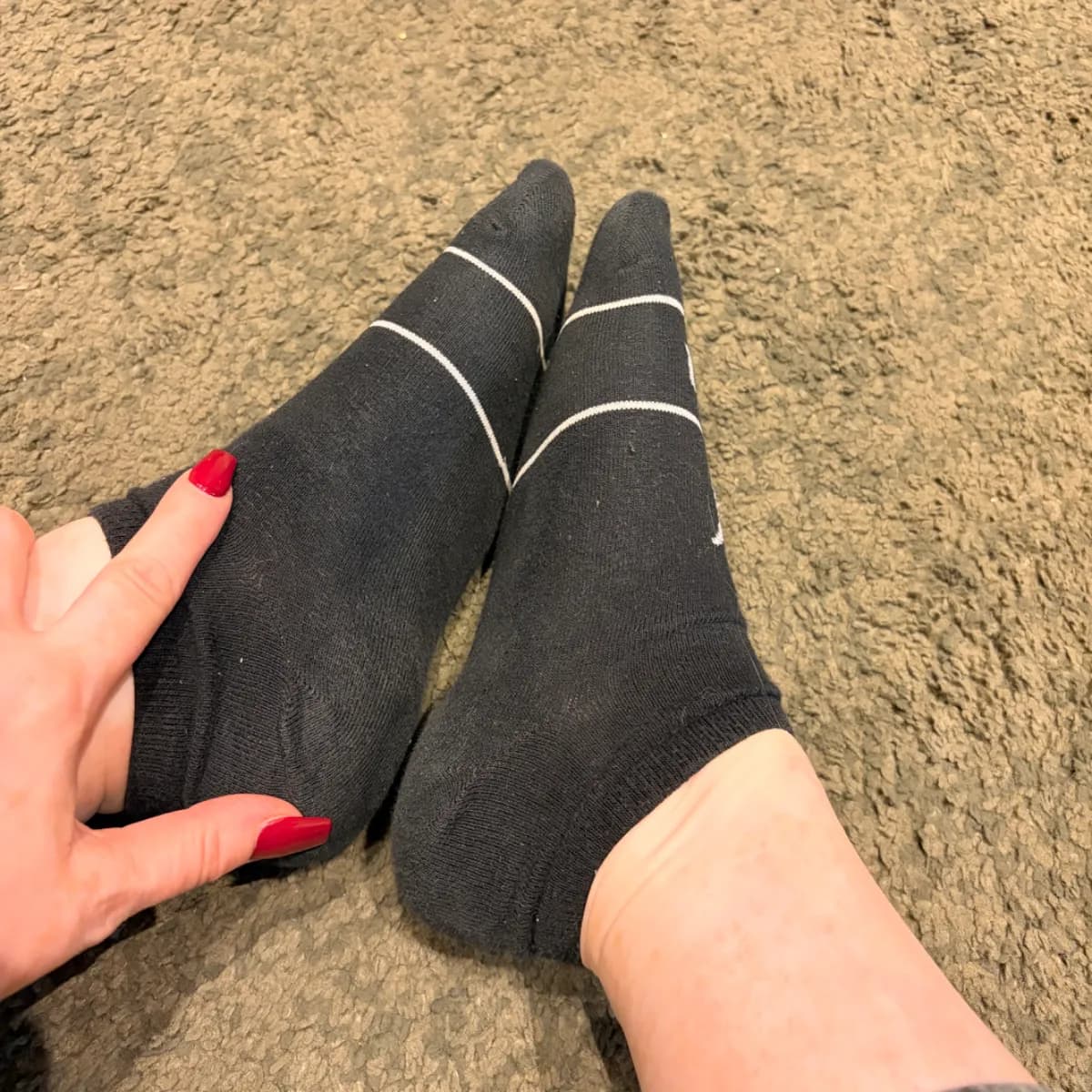 Hot MILF – im Alltag getragene Socken 🖤🔥