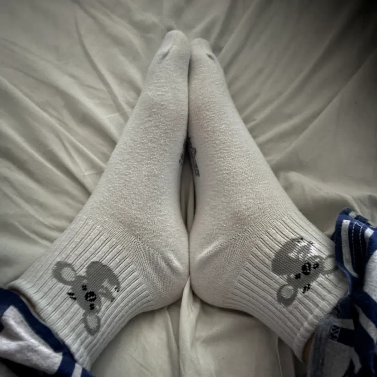 Weiße Socken Motiv