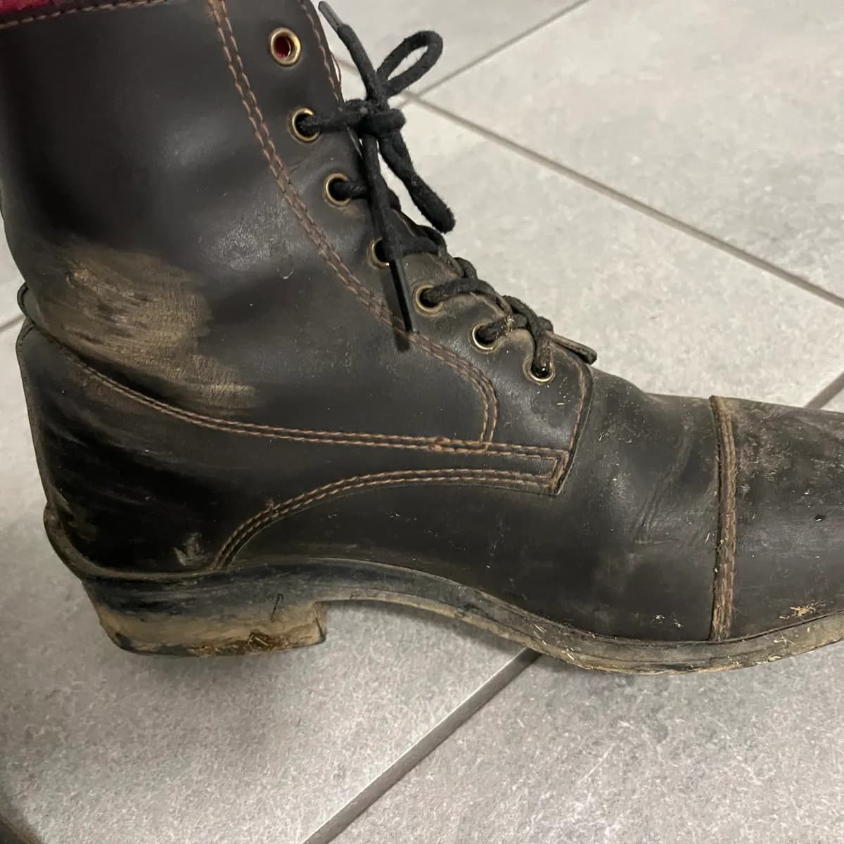 Willst du wissen wie es unter den Schuhen aussieht ??