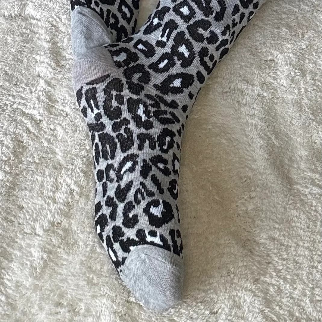 Graue Leoparden-Socken Gr. 35 💕 Wild & zierlich