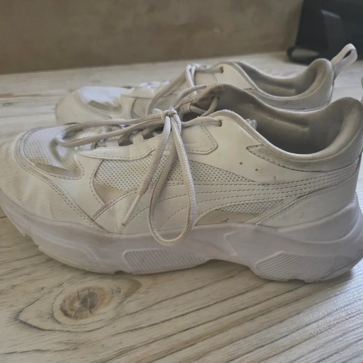 Puma Sneaker getragen